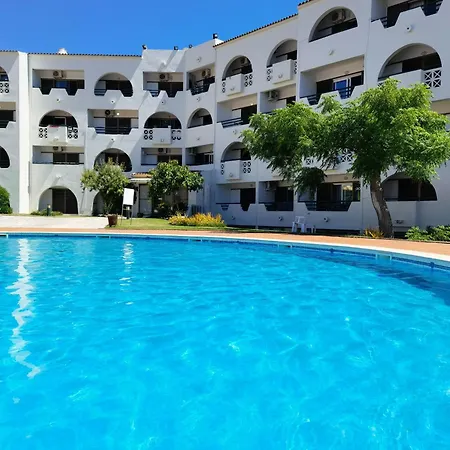 Modern With Balcony And Direct Access To The Pool Daire *