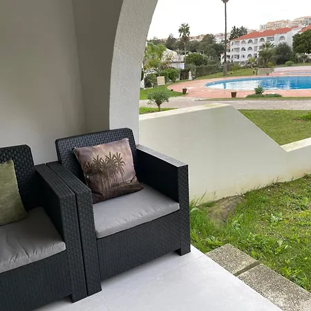 Modern With Balcony And Direct Access To The Pool *