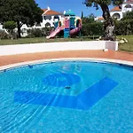 Modern With Balcony And Direct Access To The Pool