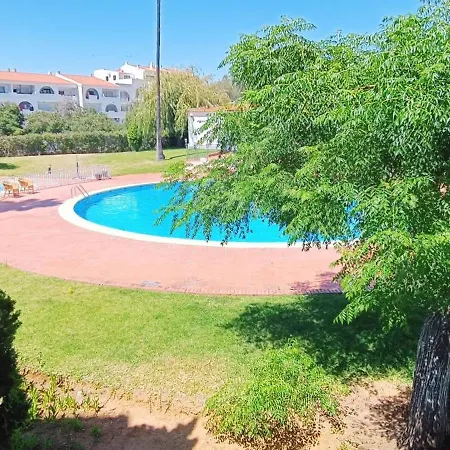 Apartamento Modern With Balcony And Direct Access To The Pool